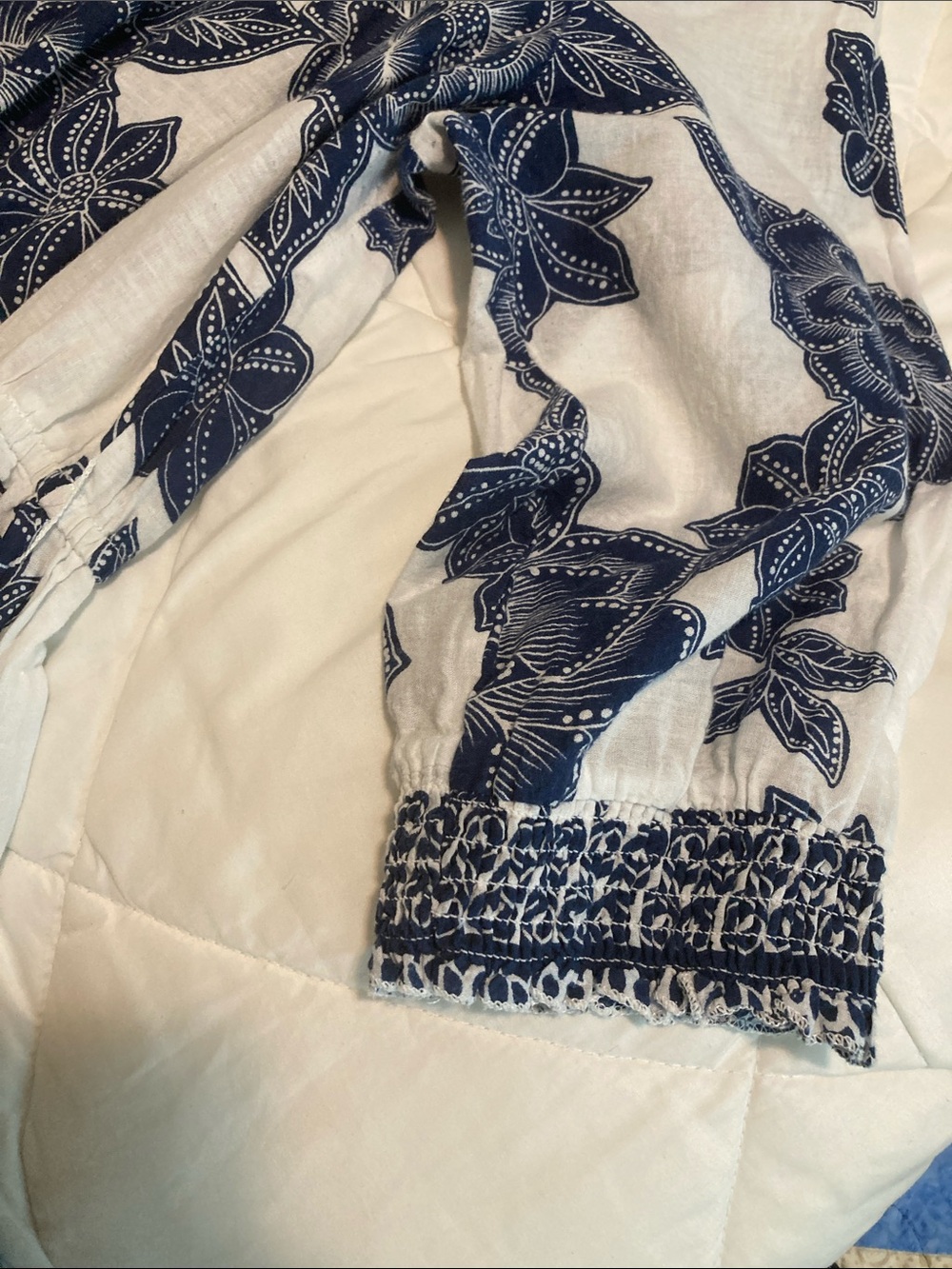 White and Navy Floral Tiered Midi Dress - Picture 4 of 4